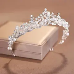 ブライダル ティアラ パール ウェディング ヘアアクセサリー 結婚式 前撮り