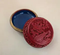 中国　伝統工芸品　北京彫漆工場製　堆朱　蓋物　彫漆　お土産　紫禁城 中国堆朱 香合 香道具 紫禁城 蓋物 彫漆 漆器 美術品 - メルカリ
