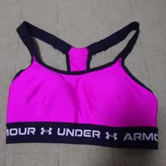 Under Armour スポーツブラ 32B ピンク