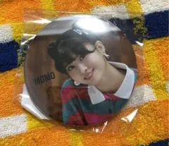 TWICE モモ　缶バッチ