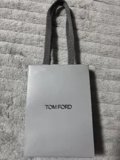 TOM FORD ショップ袋 ショッパー グレーのサムネイル