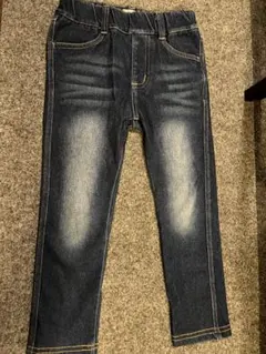 《ブランシェス》100cmのジーンズ。