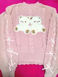 【美品】あざとかわいいピンクニットセーター♡クマとリボン