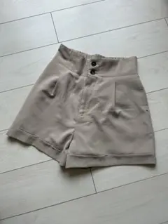 しまむら ハイウエスショートパンツ M 美品