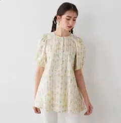 2025年最新】YUKIEMON ブラウスの人気アイテム - メルカリ