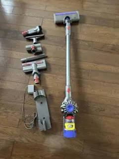 dyson本体 4台セット. Sv14, Sv 12, Sv10k dyson本体 4台セット. Sv14, Sv 12, Sv10k - メルカリ