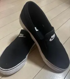 Nike スリッポン ブラック 23.5