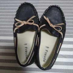 Item thumbnail for item 6d02ef72-1a9e-49bc-86f7-45057b65cd58