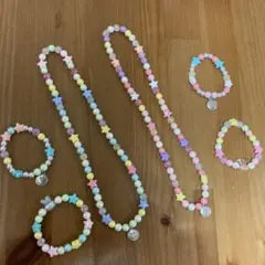 ハンドメイド　ビーズアクセサリー