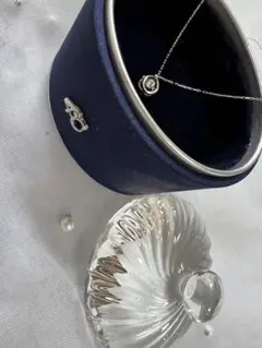 フラワー様専用出品４℃ ドロップ型ネックレス