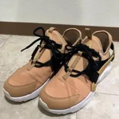 NIKEナイキ☆エアハラチ シティローAH6804ページュ系24.5cm