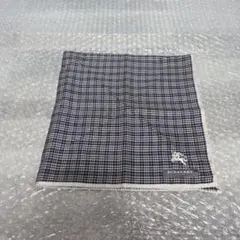 値下げ中　BURBERRY　バーバリー　ハンカチ　チェックのサムネイル