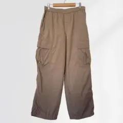 UNIQLO イージーカーゴパンツ　ベージュ　M