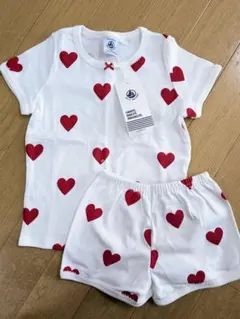 プチバトー　ハートプリント半袖パジャマ