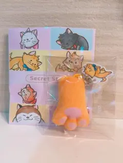 ディズニーキャラクター　シークレットストラップ おてて 猫の日　トゥルーズ