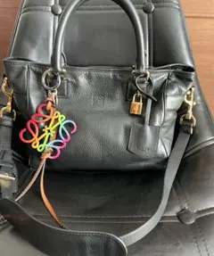 LOEWE 黒レザー シボ革2wayハンドバッグ擦れ無し極美品！