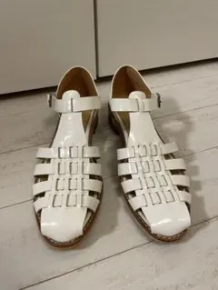 MOHI サンダル ホワイト 厚底 グルカサンダル 39 - メルカリ