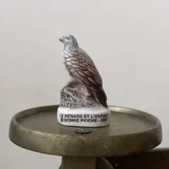 ヴィンテージ フランス フェーブ 陶器 鳥 ノスリ タカ 909