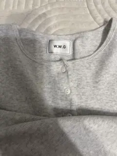 who's WHO galleryトップス