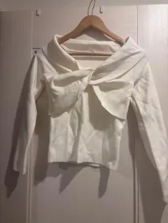 新品未使用　　ニット 長袖