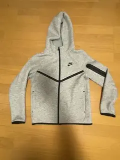 Nike テックフリースS グレー 廃盤 お値下げ相談⭕️ - メルカリ
