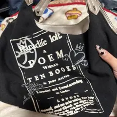 黒のトートバッグ カステルバジャック