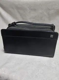CALVIN KLEIN　セカンドバッグ　クラッチバッグ