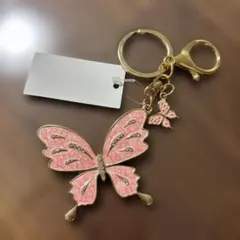 【匿名配送】蝶々モチーフ キーホルダー ピンク