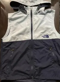 THE NORTH FACE フード付きベスト 140