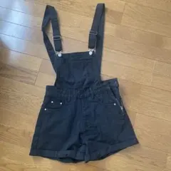 ブラックデニムショートサロペット