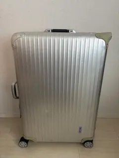 Fendi様 商談中 RIMOWA トパーズチタニウム 82lL - メルカリ