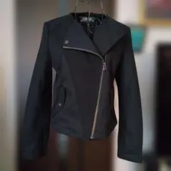 ★コムサイズム★黒のダブルライダースジャケット 異素材パネル