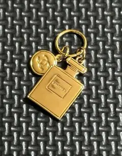 Item thumbnail for item 83f17dac-8378-4ab5-841d-8dee64480653