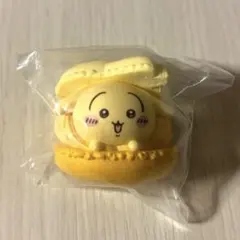 ちいかわ　きゃらまかろん　うさぎ　ガチャ
