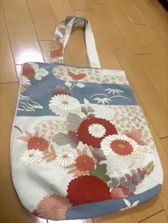 着物リメイク　手提げ　ポケット、まち付き　和柄 菊模様 トートバッグ エコバッグ