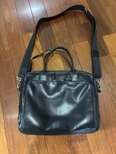 LONGCHAMP レザー ビジネスバッグ ブラックのサムネイル
