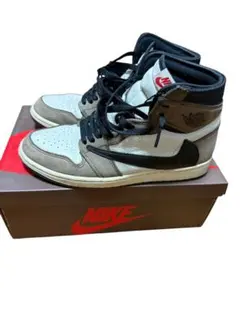 Travis Scott × Nike Air Jordan 1 High