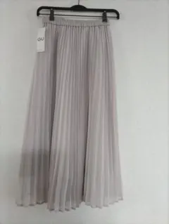 GUプリーツロングスカート（未使用、タグ付き）Sサイズ