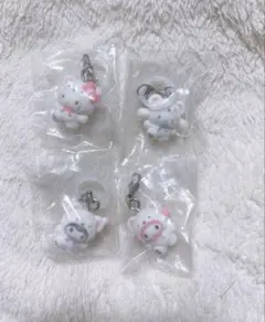 サンリオキャラクターズ　ふわふわスノー　めじるしアクセサリー　4個セット