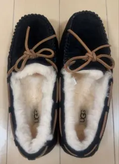 2025年最新】UGG ダコタの人気アイテム - メルカリ