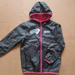 130cm アウトドア フード付きジャケット 黒ピンク 星柄 女の子 秋 冬