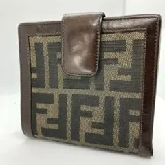 FENDI フェンディ　二つ折り　フラップ　ズッカ柄　ブラウン　定番のサムネイル