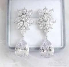 ステラブライダル　イヤリング（キュービックジルコニア）