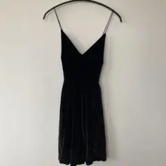 FOREVER21 ベルベット ブラック キャミワンピース