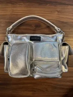 にゃきたん様専用ANNA SUI NYC シルバー ショルダーバッグ - メルカリ