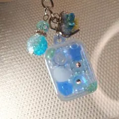 花のシェーカー 青 キーホルダー