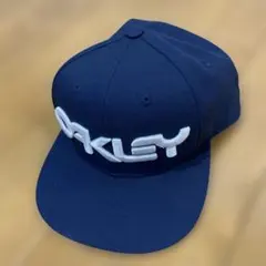 OAKLEY ベースボールキャップ ネイビーのサムネイル