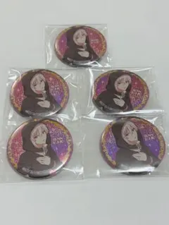 新品未使用品 うさみみパーカー アイナナ 缶バッジ