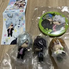 ブラザーズコンフリクトマスコットキーホルダー3点、缶バッジ1点セット