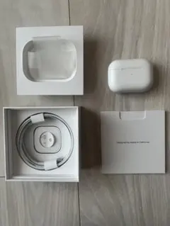 Apple AirPods Pro（第1世代）MWP22J/A 本体➕2ケース付